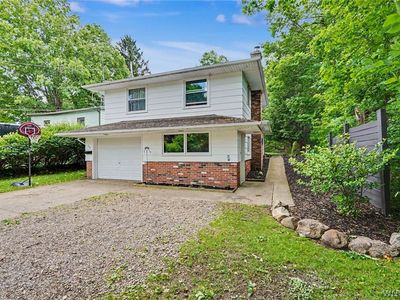 203 Maple Ave
