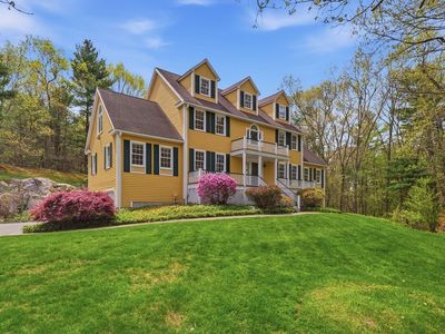 10 Hawk Ridge Rd