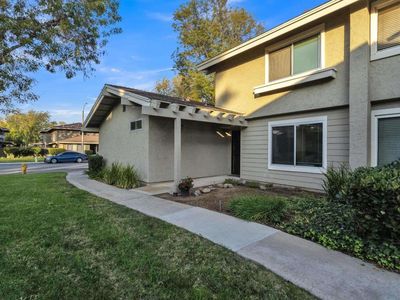 1539 Gustavo St UNIT B