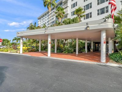 3800 Hillcrest Dr APT 422