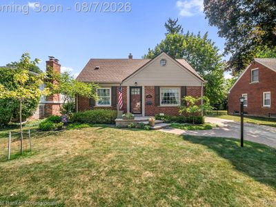 382 Irvin St