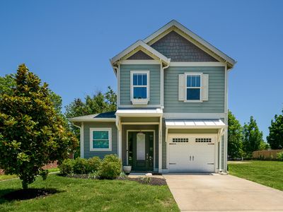 1300 Little Hamilton Ave