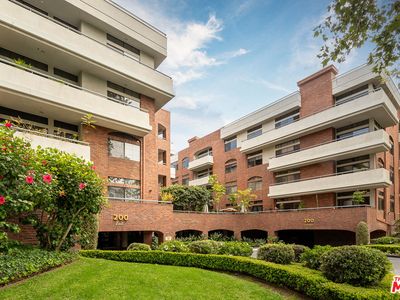 200 N Swall Dr Unit 455