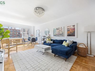 311 E 71st St APT 10F