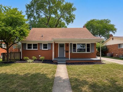 646 Center Dr