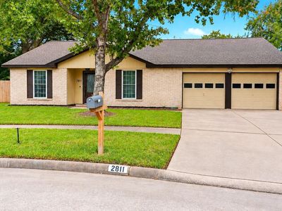 Property at 2811 New England Ct, Webster, TX
