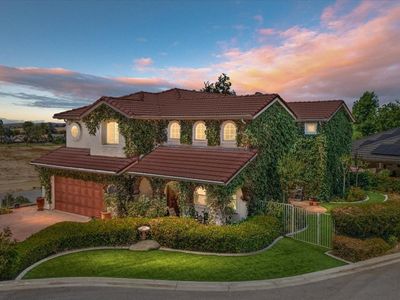 5200 Doble Aguila Way