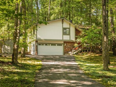 4199 Circle View Dr