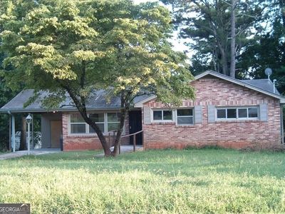 3037 Catalina Dr