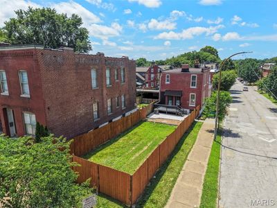 1810 Utah St