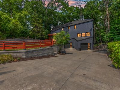 Property at 14717 Minnehaha Pl, Wayzata, MN