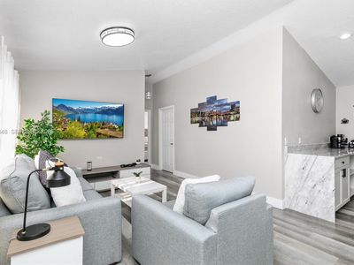 5608 Mandarin Ct