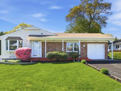 27 Calico Tree Road