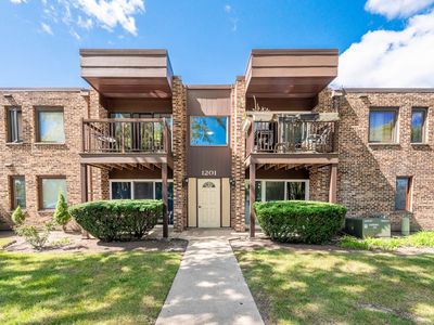 1201 Pleasant Run Dr APT 302