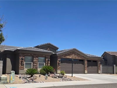 3828 Laguna Ln