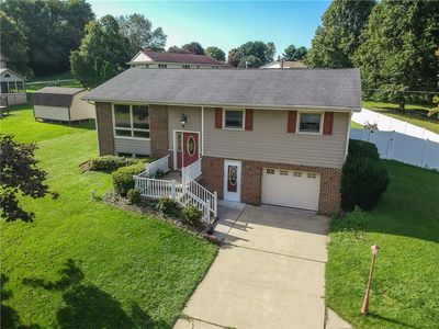 493 McCombs Cir