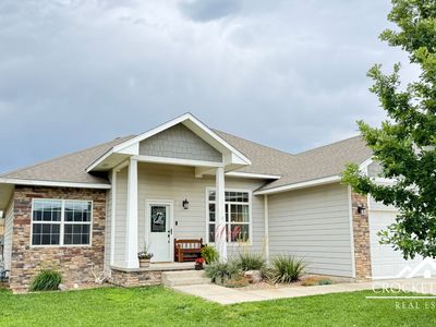 3111 Park View Dr