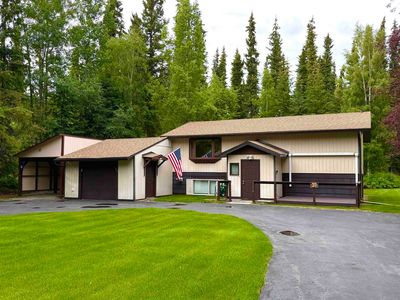 1170 Lake Dr