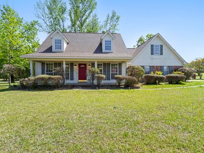 190 Lakeover Dr E