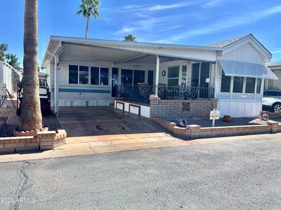 111 S Greenfield Rd #811