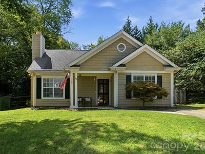 108 Fox Glove Dr