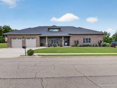 1210 Stonegate Dr