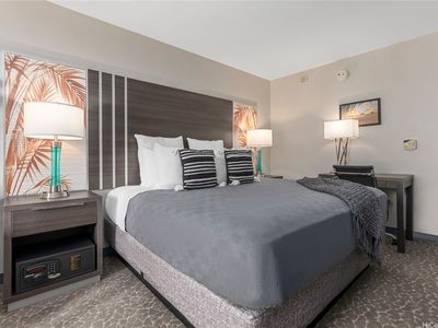 1850 Ala Moana Blvd #202