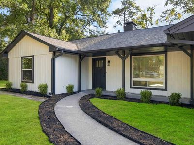 333 Rolling Hills Dr