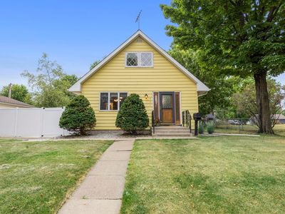 Property at 431 4th Ave SW, Cambridge, MN