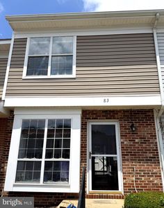 83 Sudbury Sq