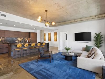 845 Spring St NW Unit 502