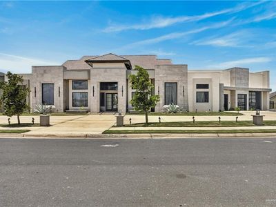 4660 Estancia Pkwy
