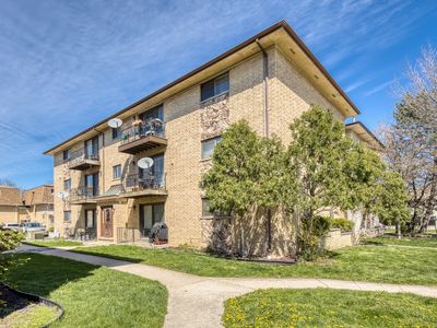 8504 W Catherine Ave Unit 2N