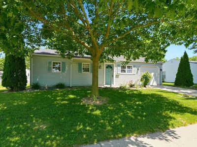 13 Holden Rd