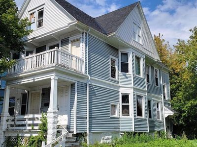 608 West Burleigh STREET #610