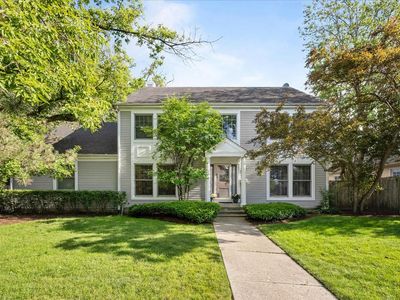 542 Wayland Ave