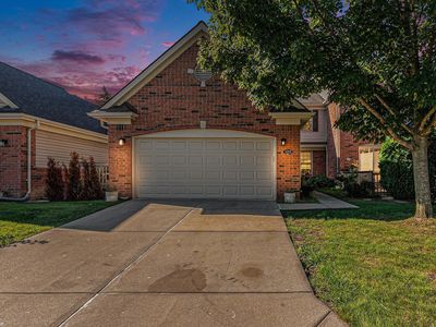 3715 Knightbridge Cir