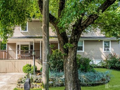 9 Mason Ave