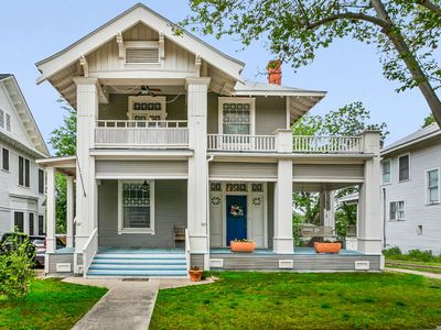 525 W MAGNOLIA AVE