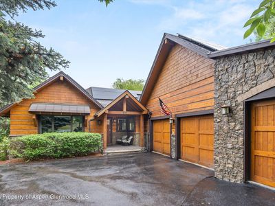 3862 Crystal Bridge Dr