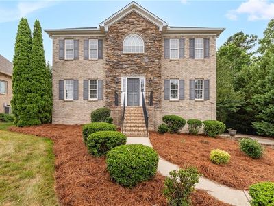 1445 Meadowlands Dr