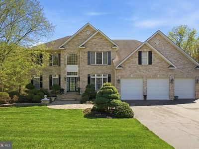 26 Lake Forest Dr