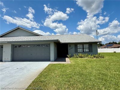 1644 W Orangewood Ct