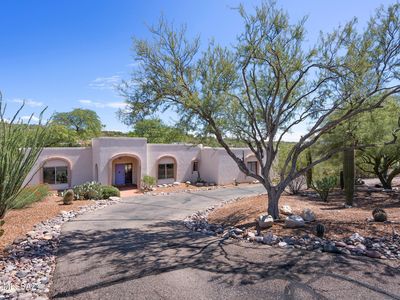 5360 N Apache Hills Trl
