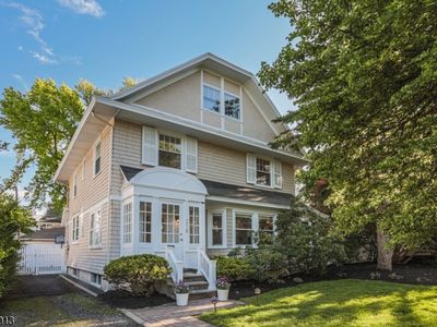 218 Inwood Ave