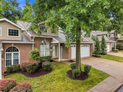 580 Newport Dr