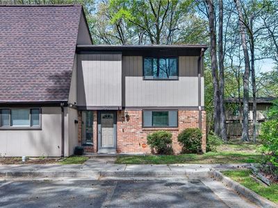 1007 Willow Green Dr