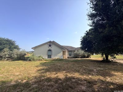 Property at 116 Palomino Trail, Natalia, TX