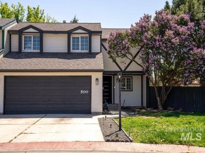 500 W Cobblestone Pl