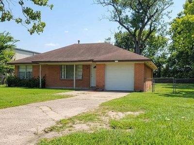 15623 Lee Rd